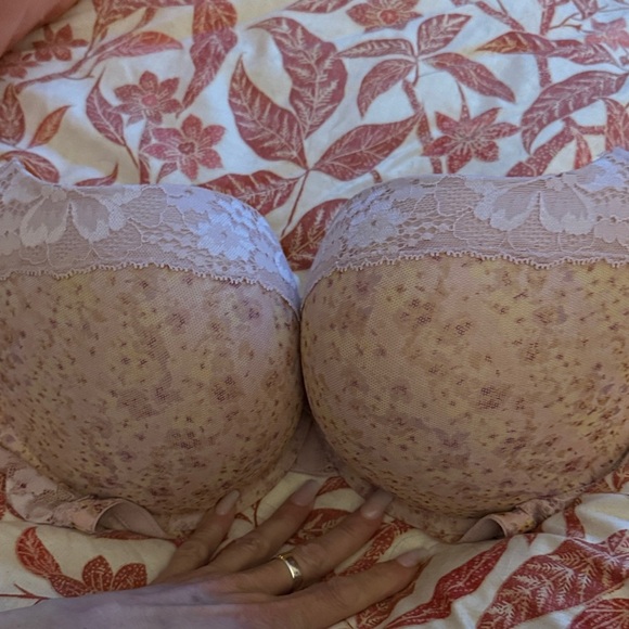 Victoria's Secret Black & multi colored Lace Bras - Picture 5 of 5